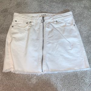 white size 27 Free People denim skirt